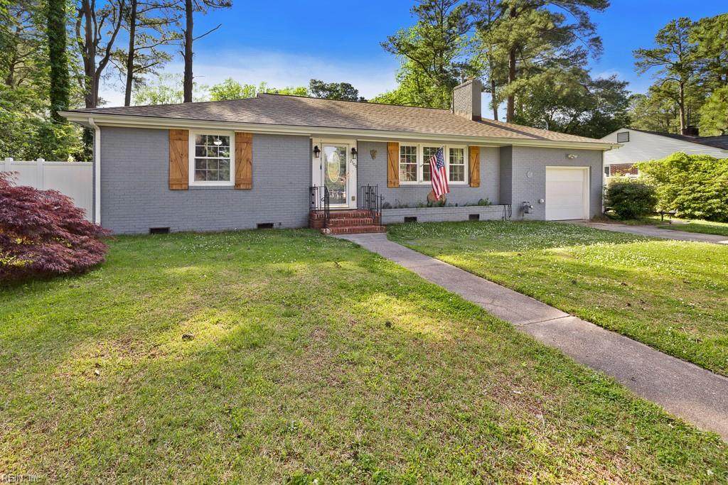 2308 Crocker Ave - Photo 1