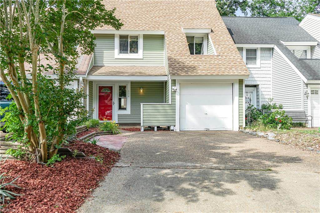 604 Lake Ridge Pl - Photo 1
