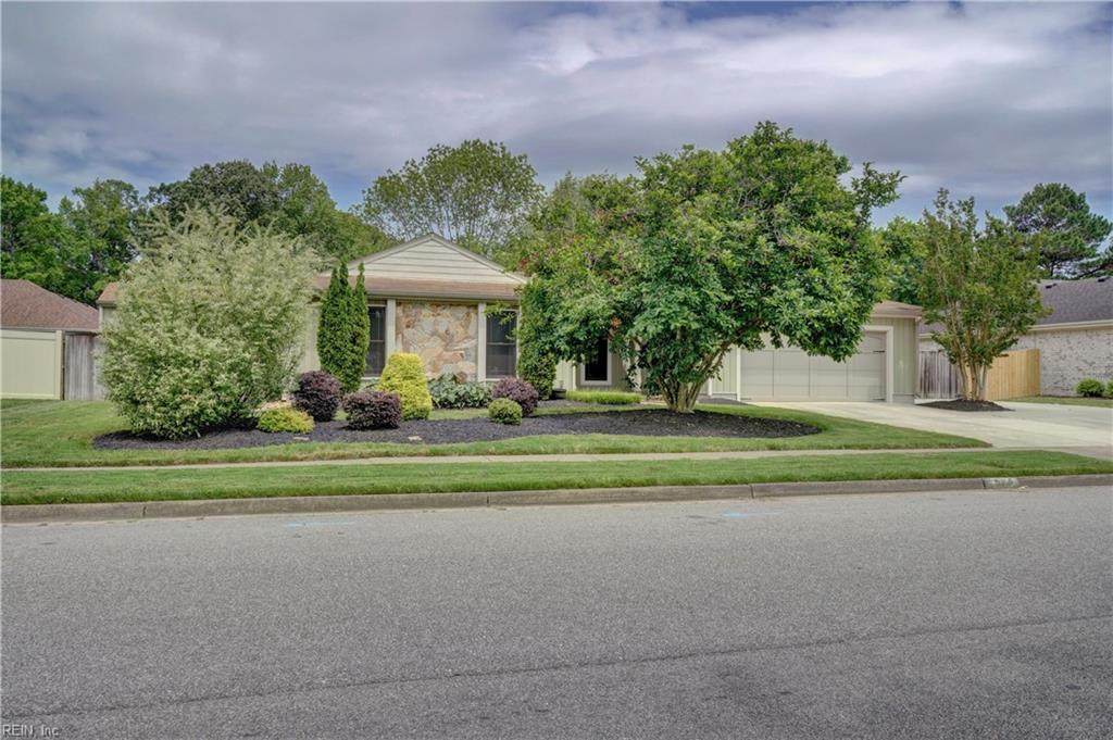 984 Calypso Ln - Photo 1