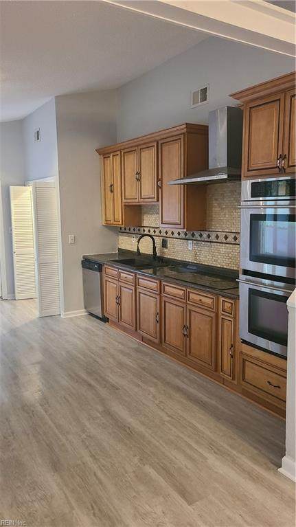 501 Thornloe Ln - Photo 1