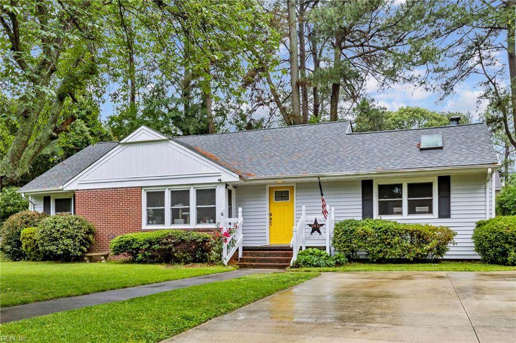 2416 Bidgood Dr - Photo 1