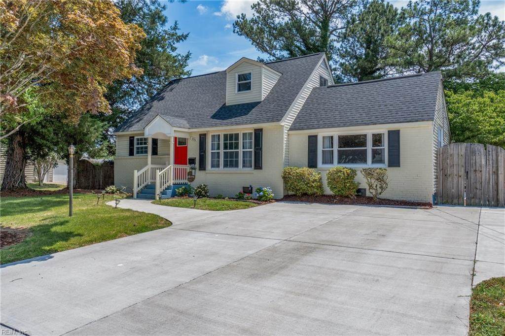 636 Sirine Ave - Photo 1