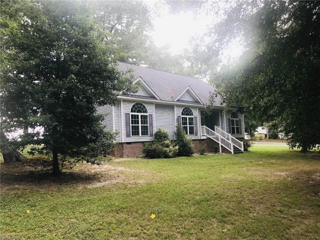 18320 Lakeside Dr - Photo 1