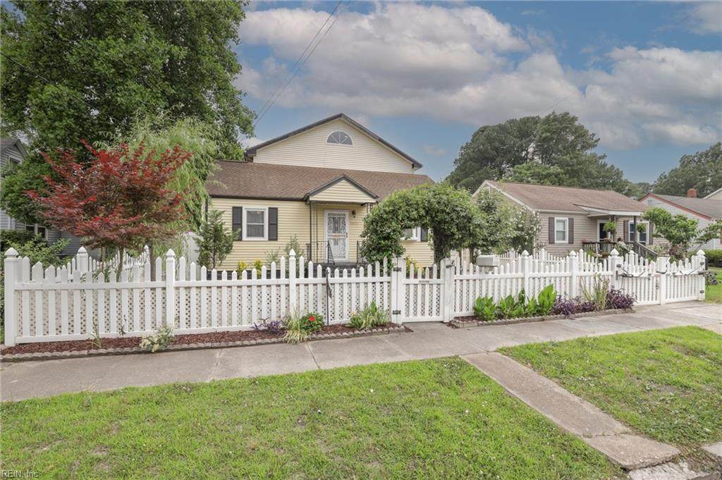 2627 Mckann Ave - Photo 1