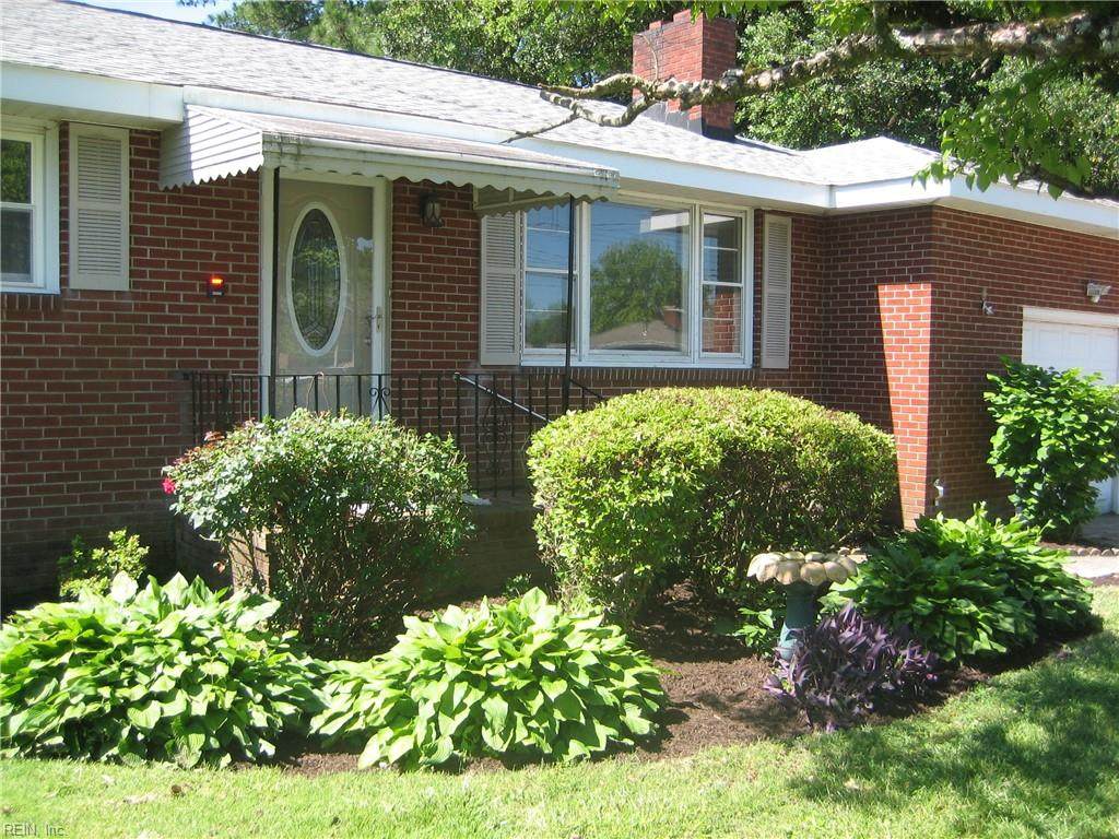 5915 Lathan Rd - Photo 1
