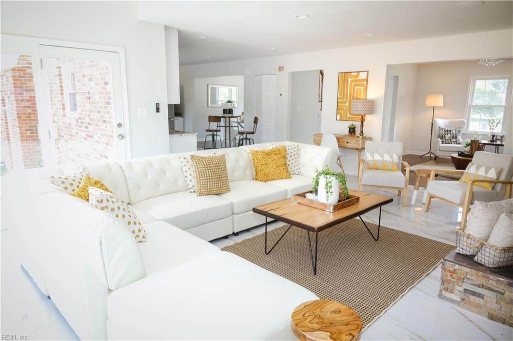 886 Devol Dr - Photo 1