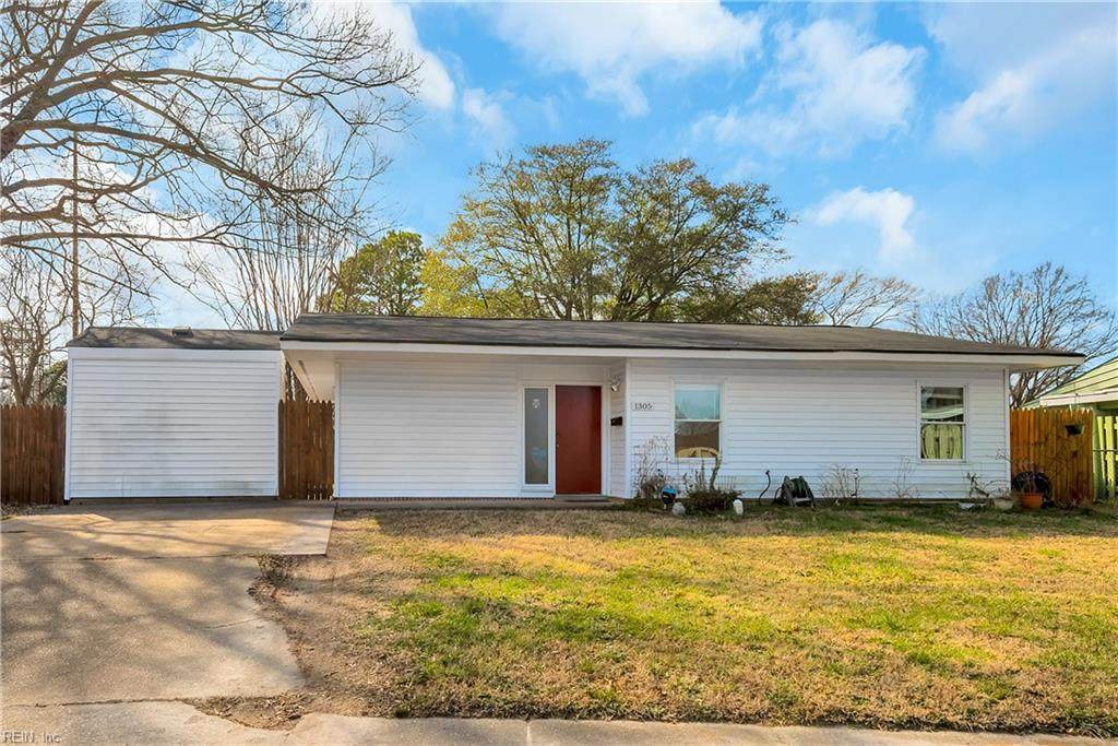 1305 Oakmont Ct - Photo 1