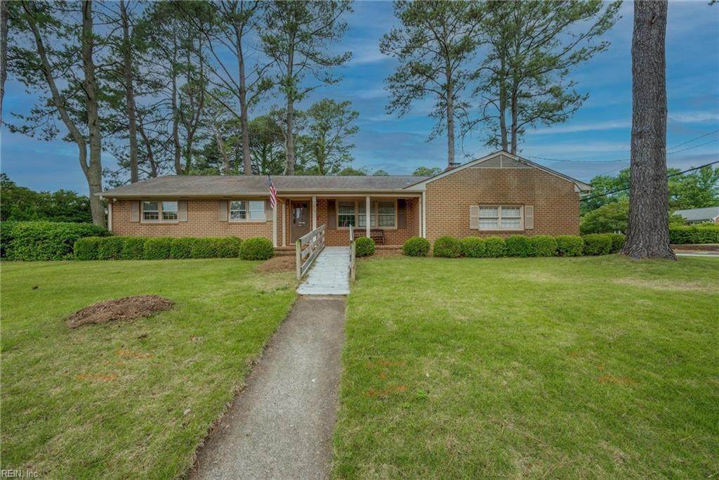 114 Bayberry Dr - Photo 1