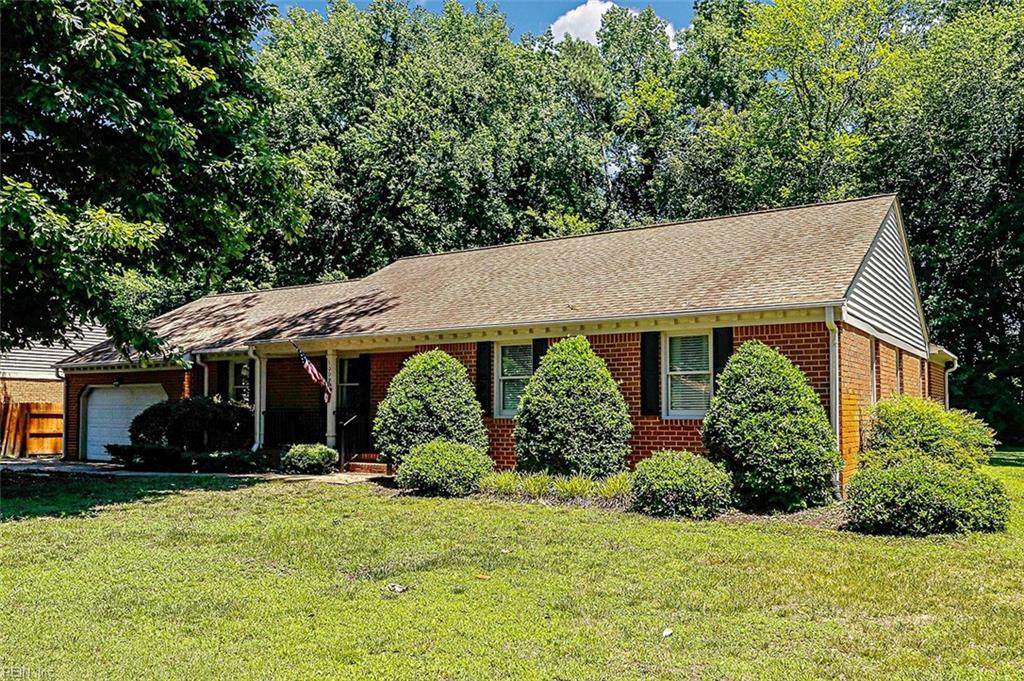 1009 Vineyard Dr - Photo 1