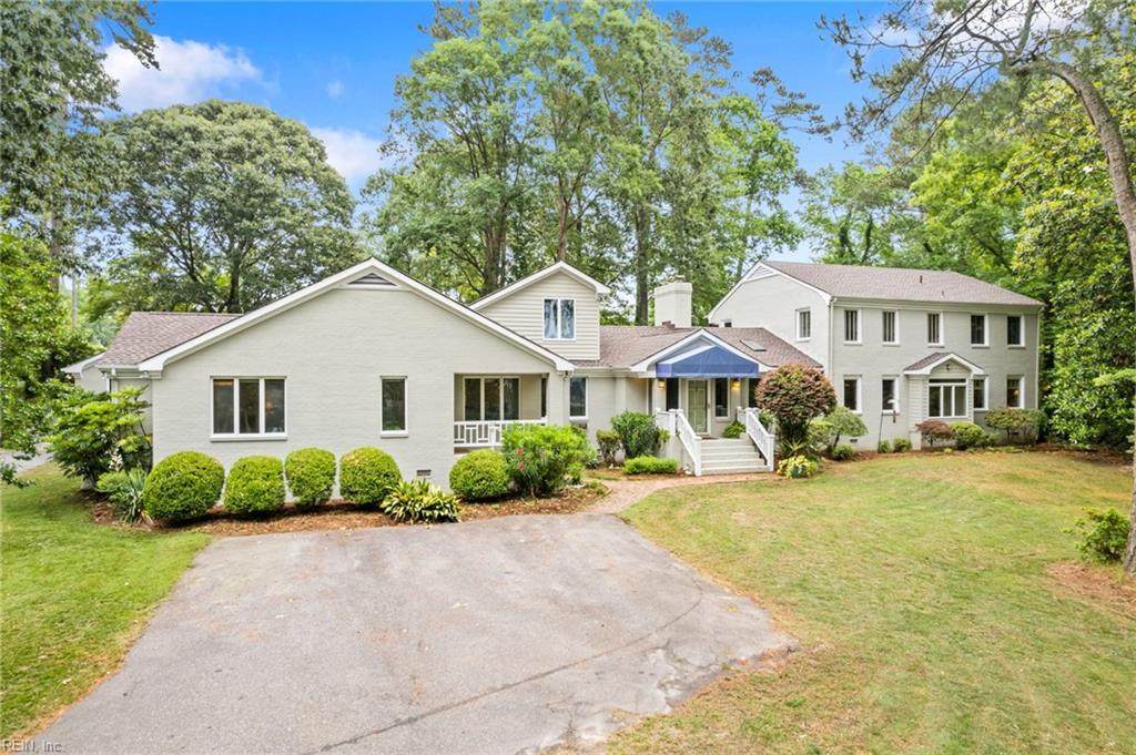 125 Pinewood Rd - Photo 1