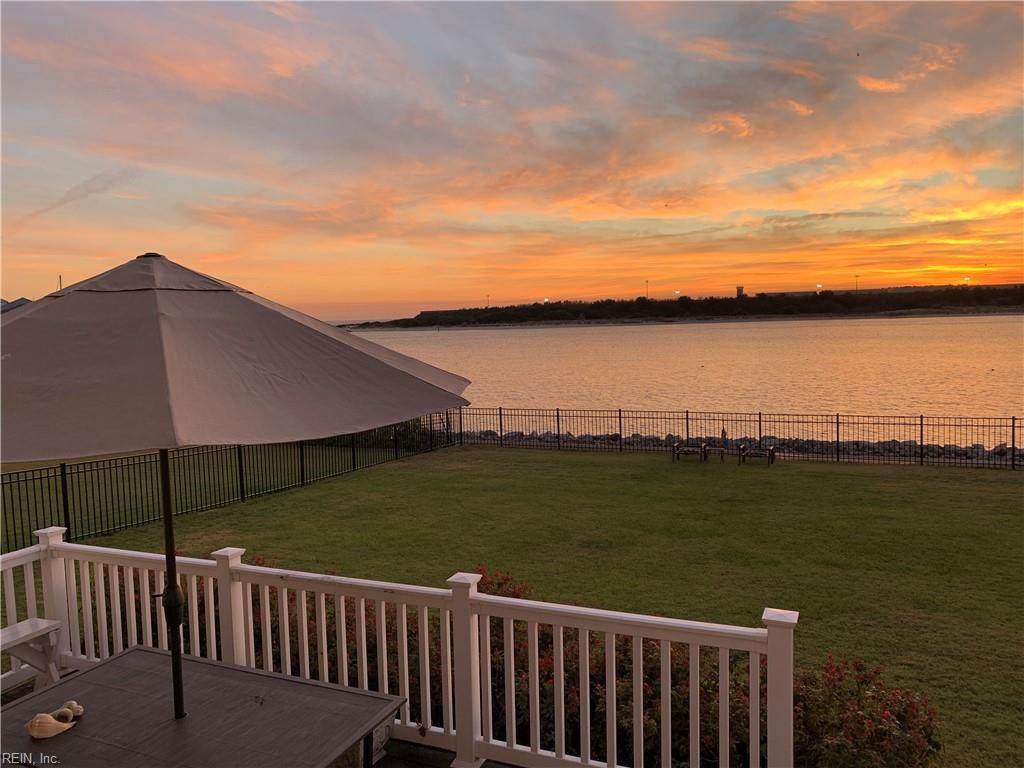 9594 Bay Point Dr - Photo 1