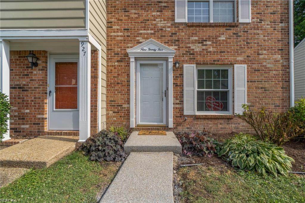 925 Ketch Ct - Photo 1