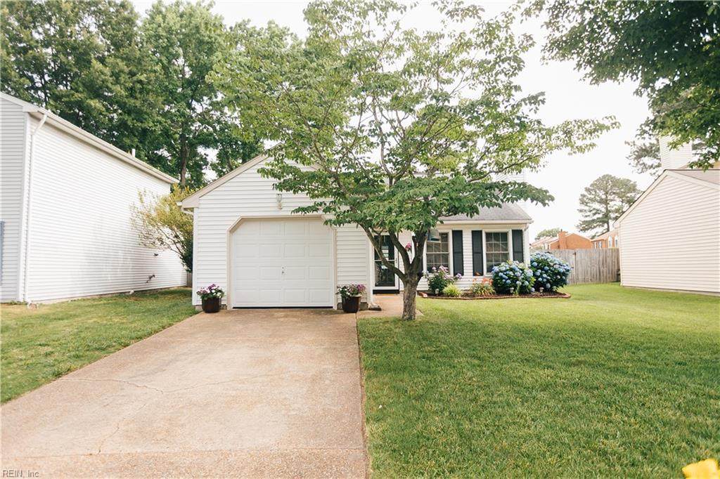 1115 Mill Lake Quarter - Photo 1