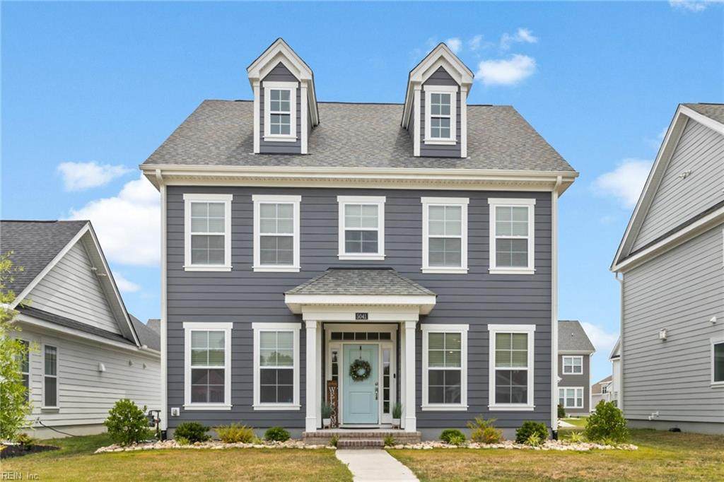 5041 Duxbury Rd - Photo 1