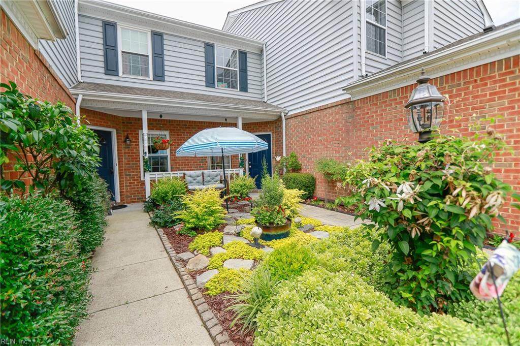 410 Belmont Cir - Photo 1