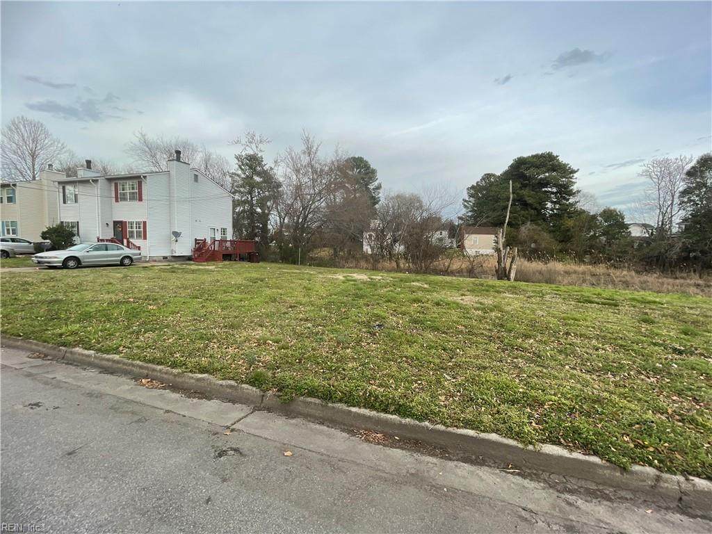 1421 Hull St - Photo 1