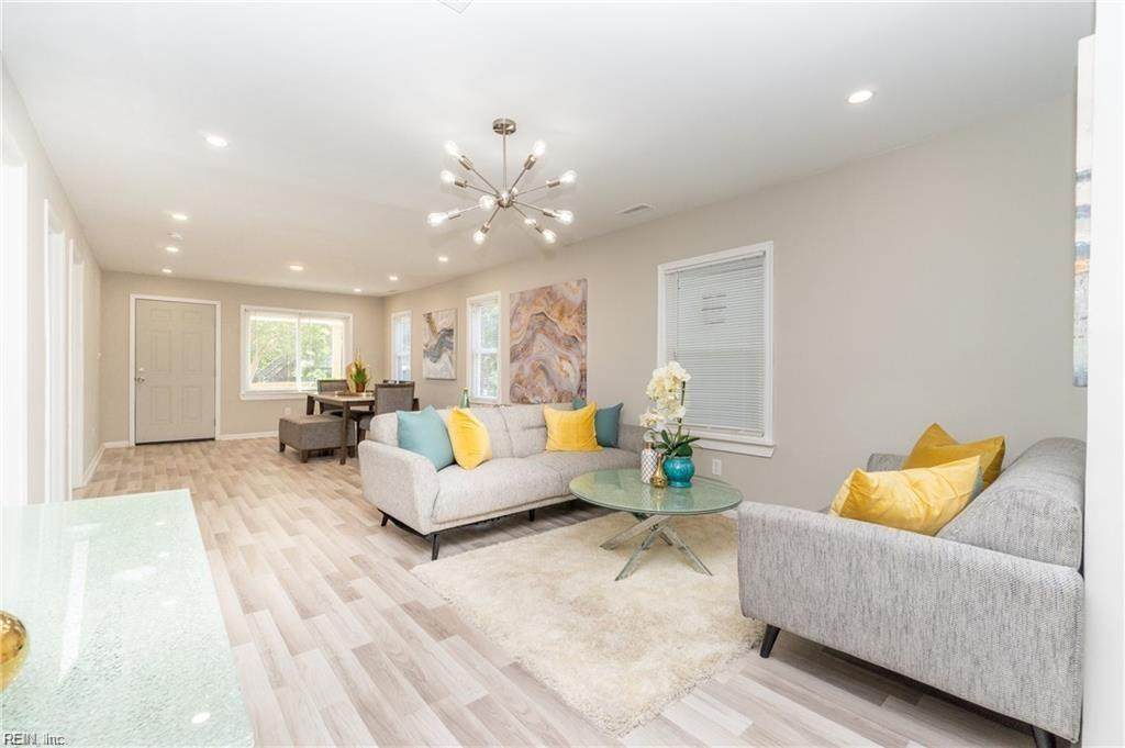 1007 Rugby St - Photo 1