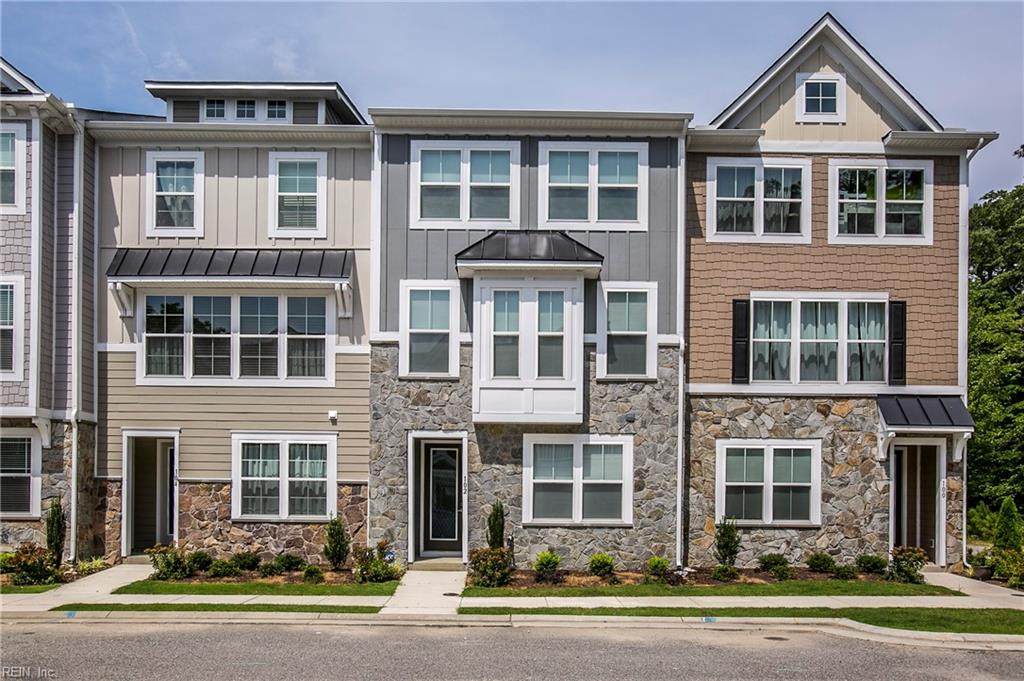 102 Daybeacon St - Photo 1