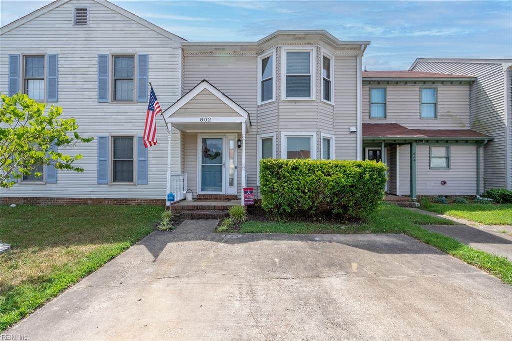 802 Christa Ct - Photo 1