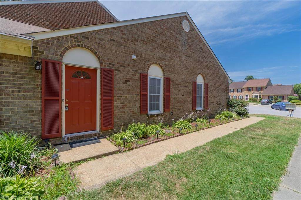 4809 Oldwick Ct - Photo 1