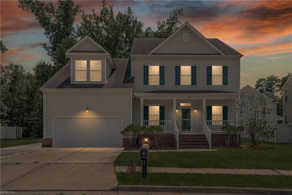 712 Creekwood Dr - Photo 1