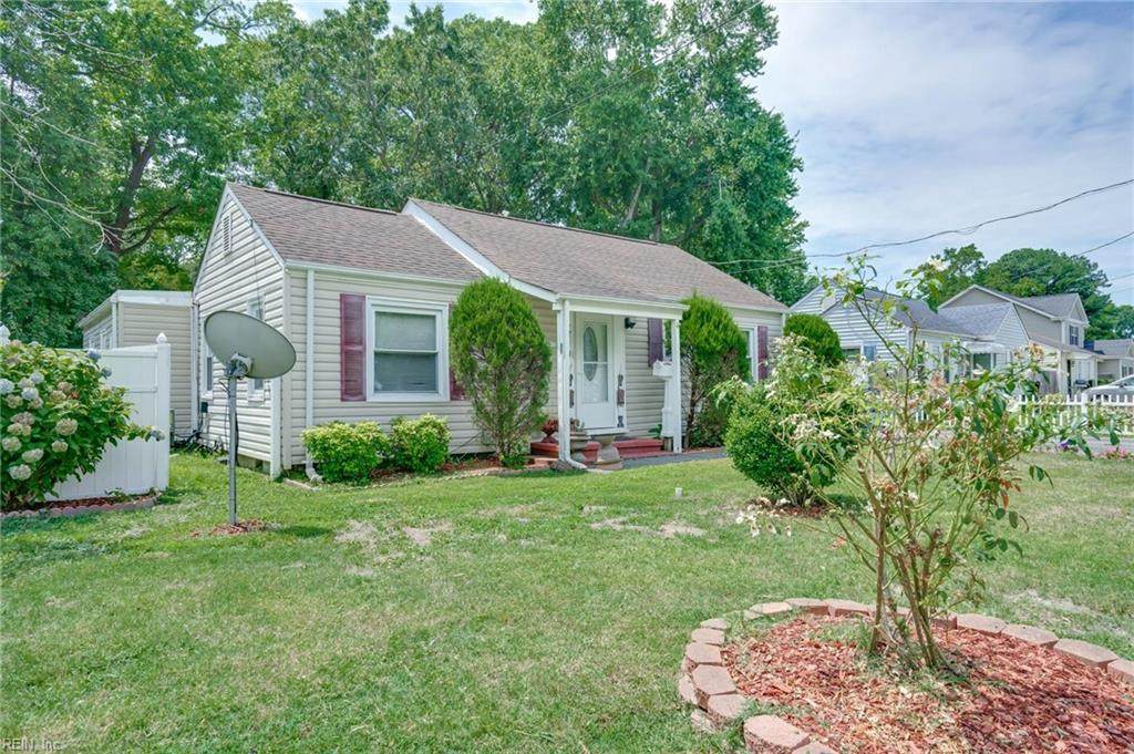 4719 Robin Hood Rd - Photo 1