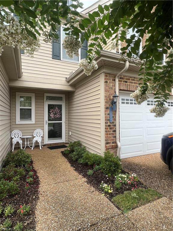 1233 Granton Ter - Photo 1
