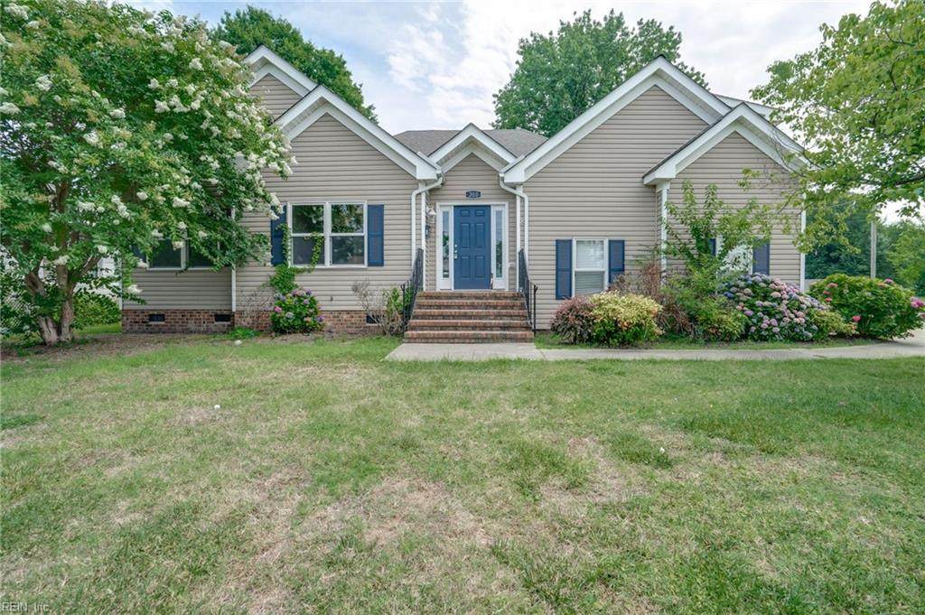 200 Phillips Ave - Photo 1
