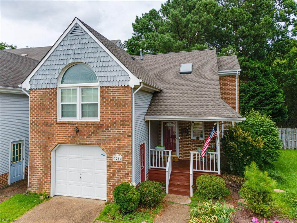 3233 Cricket Ln - Photo 1