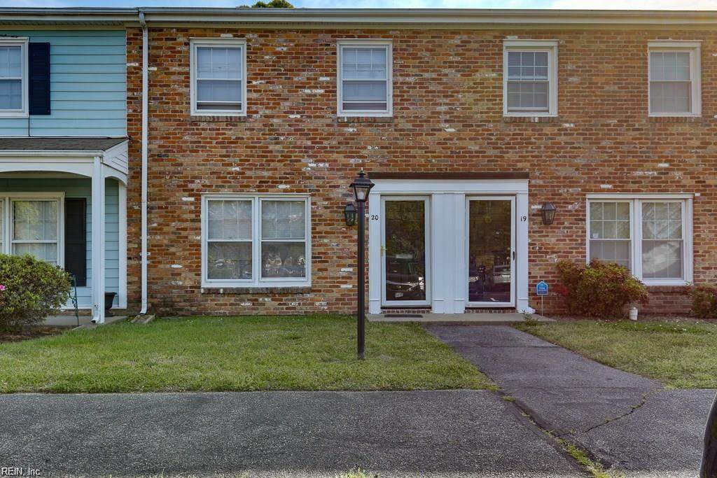 20 Towne Square Dr - Photo 1