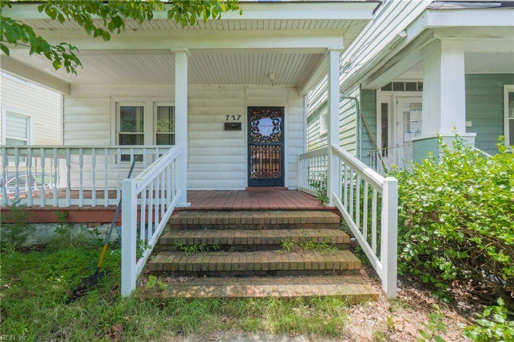 727 29th St - Photo 1