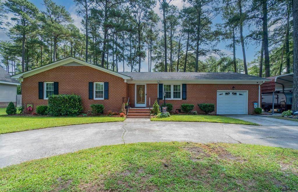 702 Forest Park Rd - Photo 1