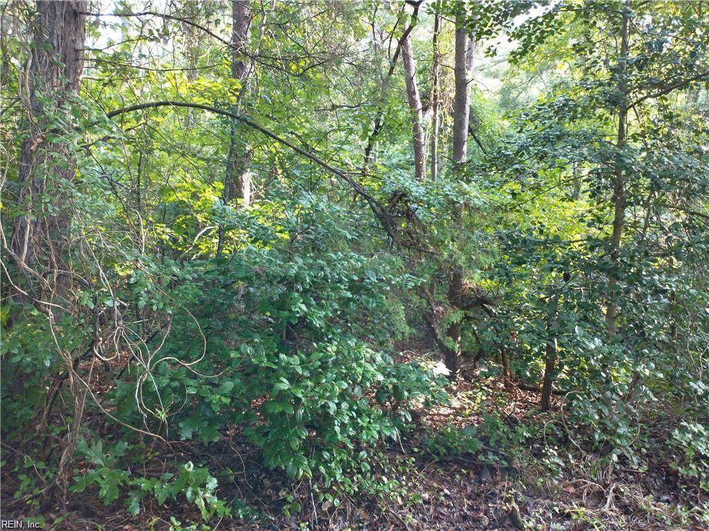 615 Ship Point Rd - Photo 1