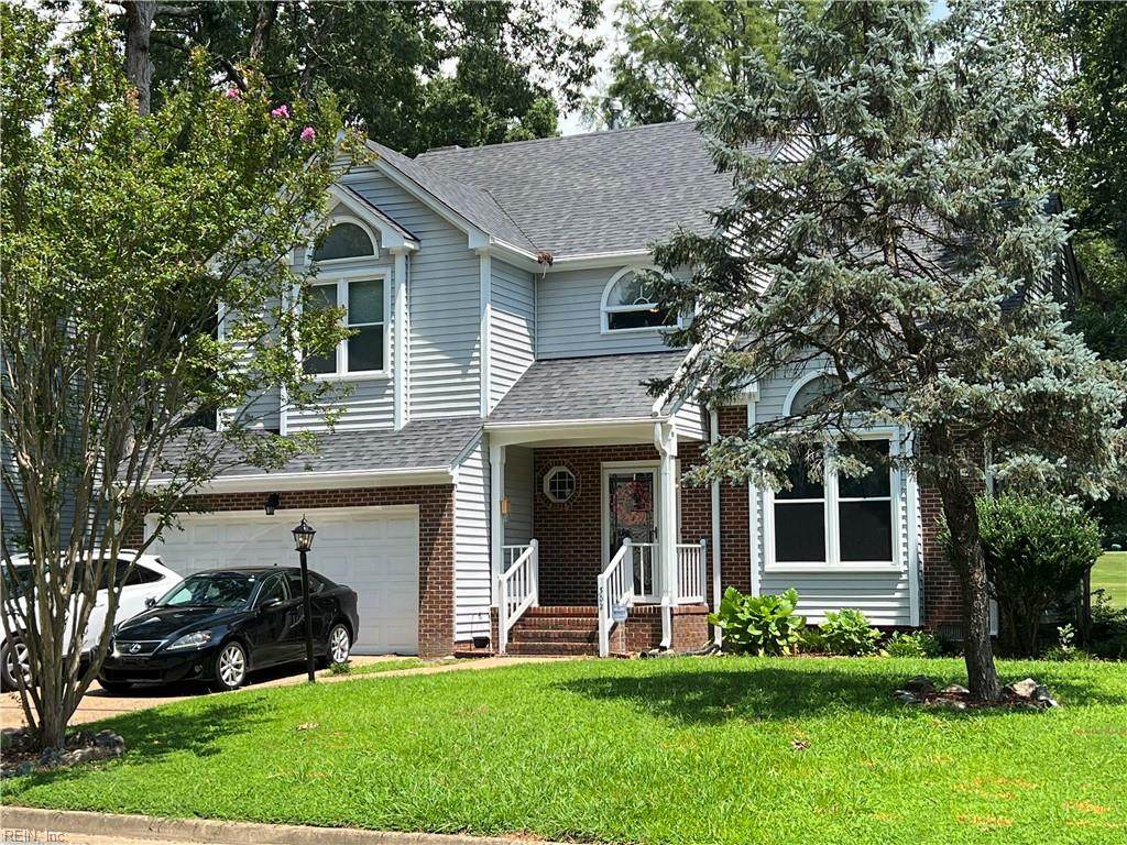302 Lexington Ct - Photo 1