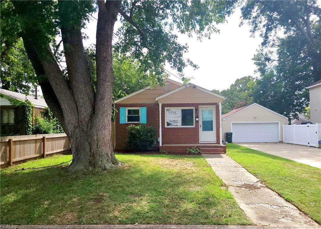 16 East Kelly Ave - Photo 1