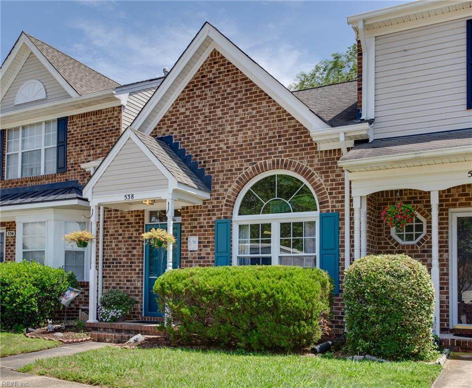 538 Lake Cir - Photo 1