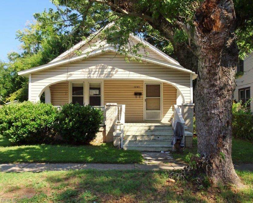 1247 23rd St - Photo 1
