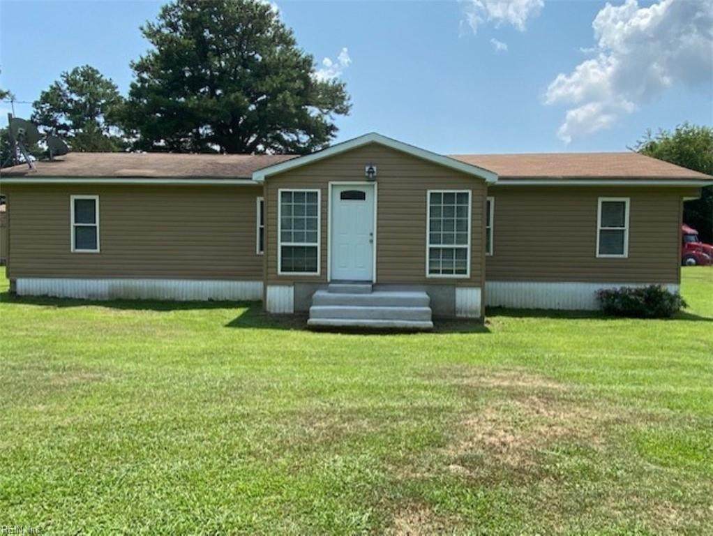 8128 Orange Rd - Photo 1
