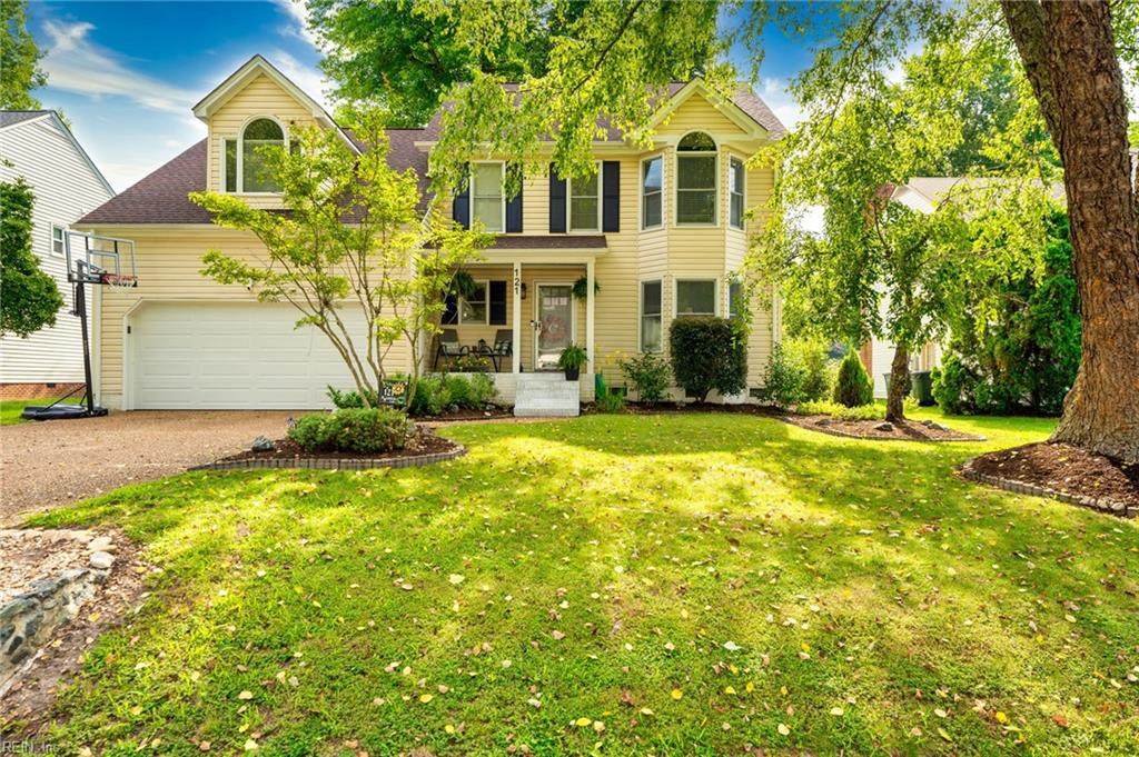 121 Leslie Ln - Photo 1