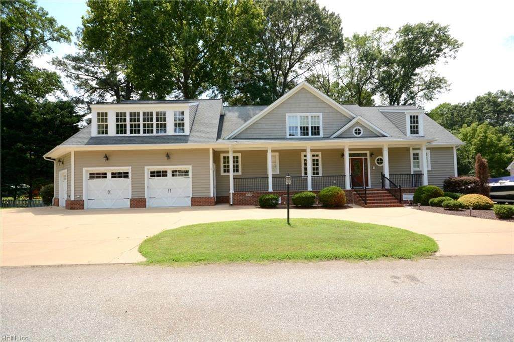 626 Snug Harbor Ln - Photo 1