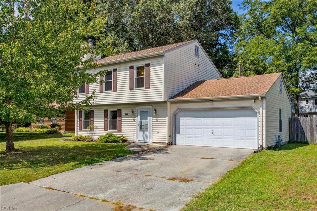 211 Clipper Dr - Photo 1