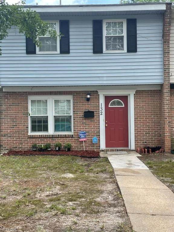 132 Bristol Ave - Photo 1