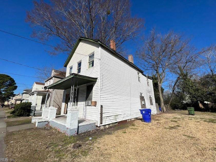 828 A Ave - Photo 1