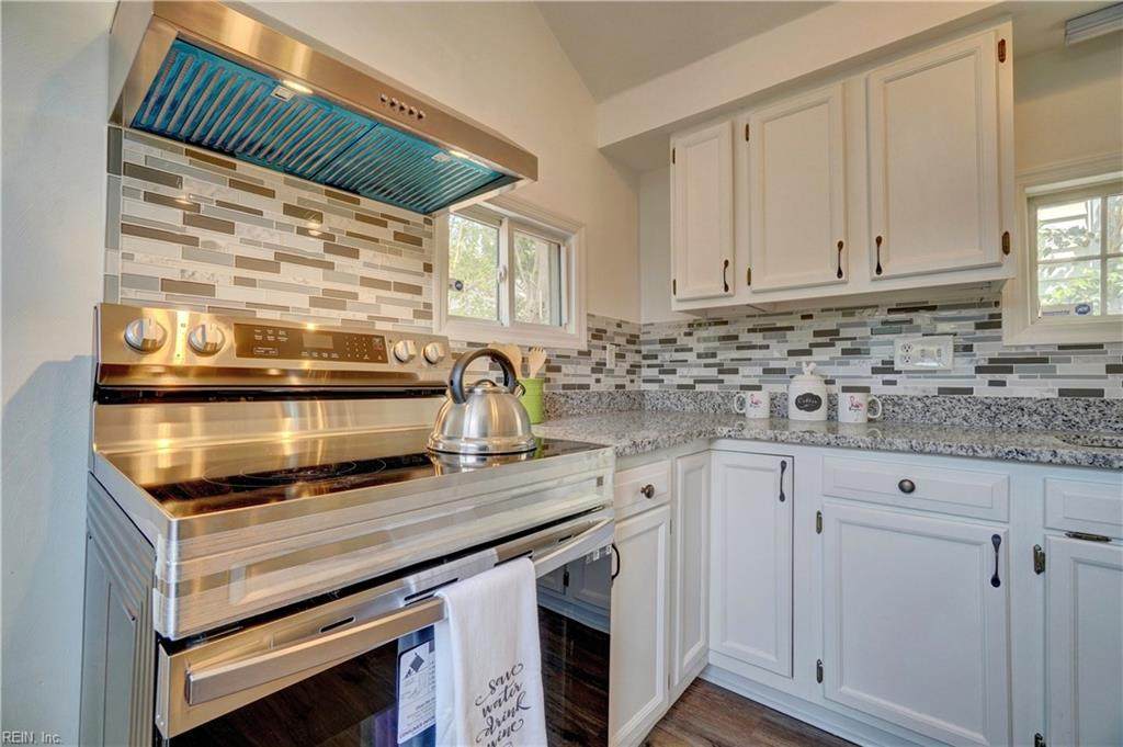 120 Forrest Ave - Photo 1