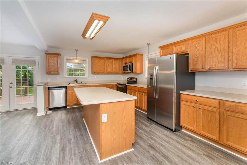 1553 Winter Rd - Photo 1