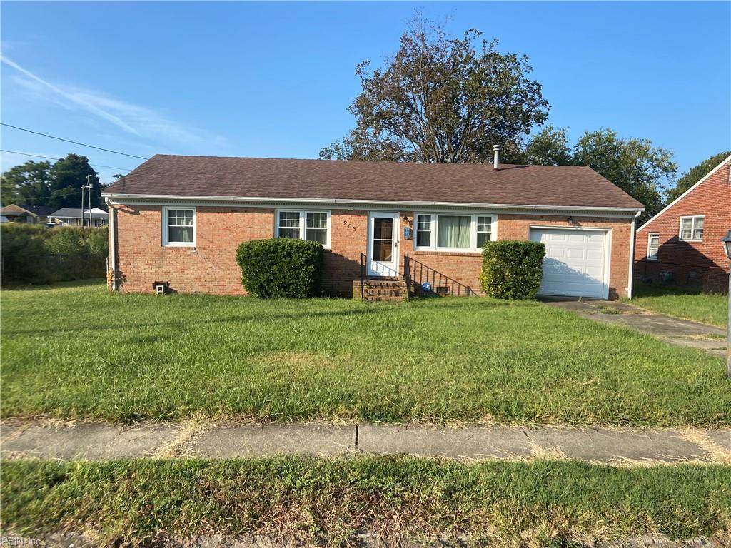 203 Poplar Ave - Photo 1