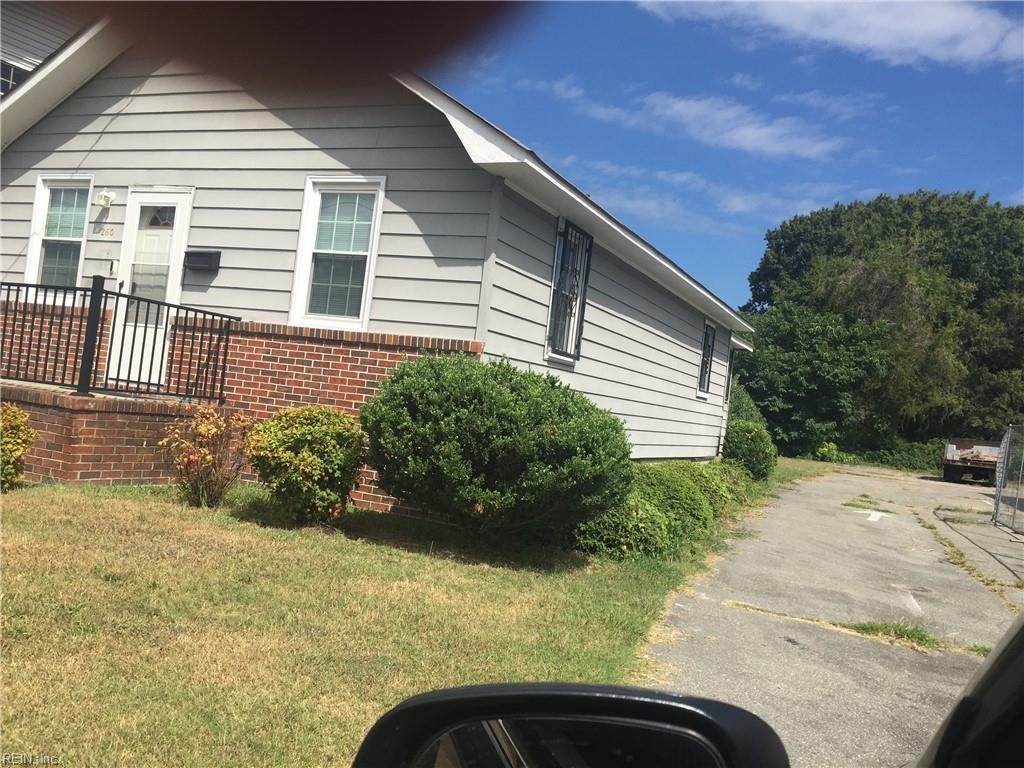 260 Queen St - Photo 1
