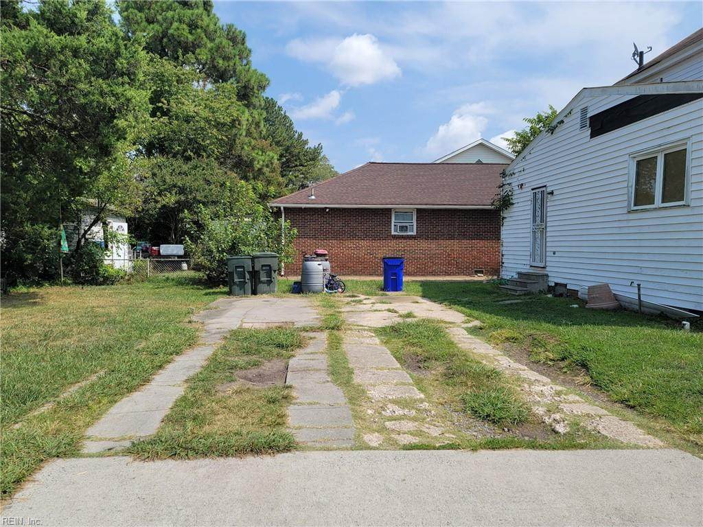 2700 Virginia Beach Blvd - Photo 1
