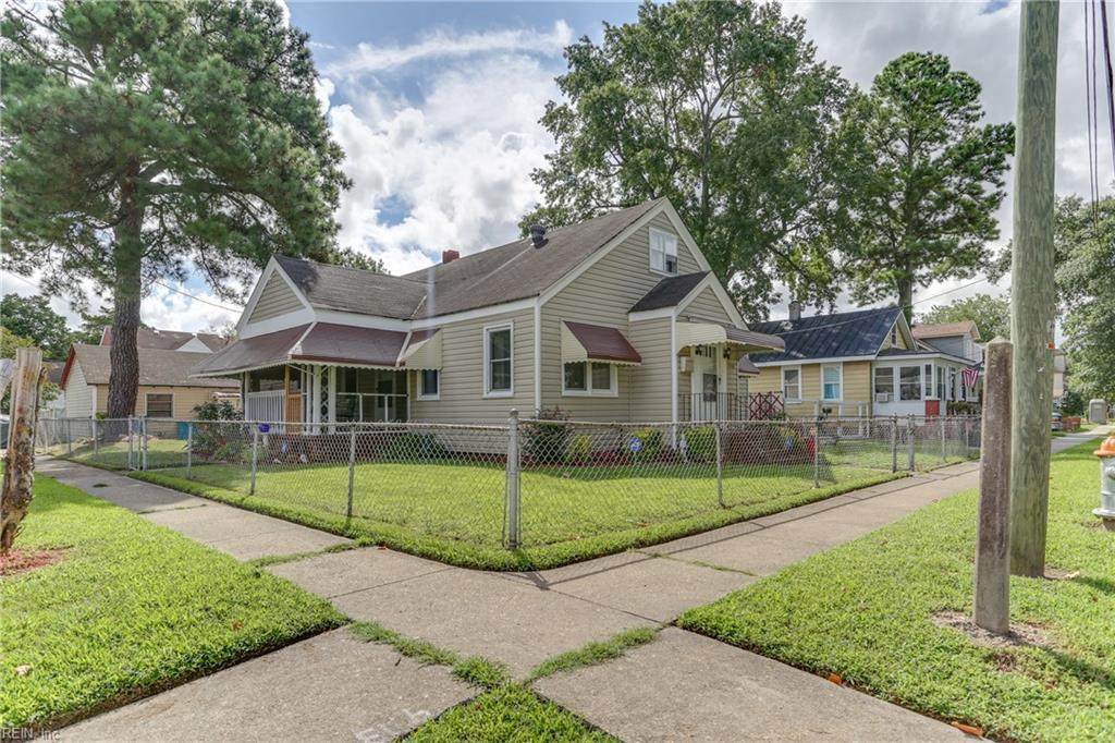 1501 Charleston Ave - Photo 1