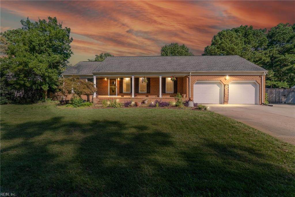 405 Wittington Dr - Photo 1